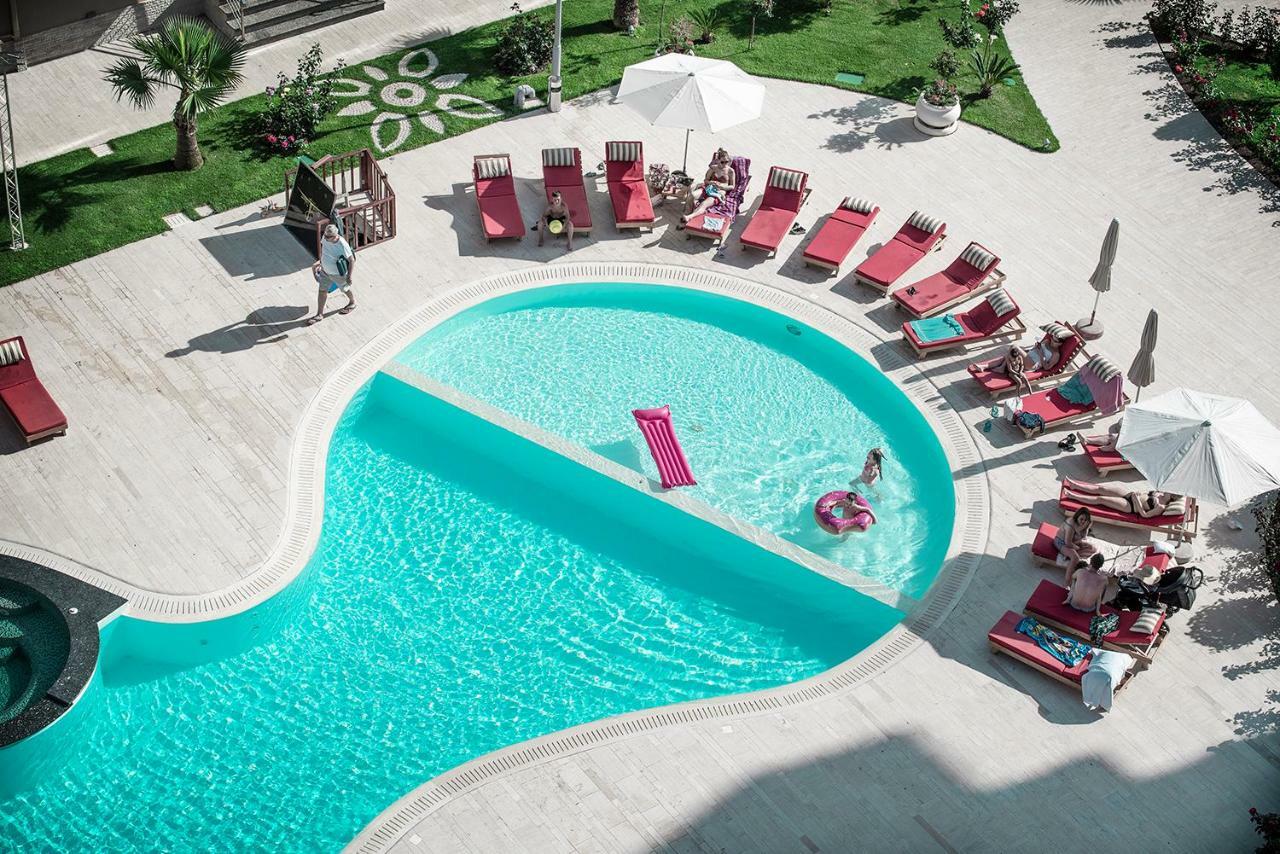 Aparthotel Royal Palace Lezhë Zewnętrze zdjęcie